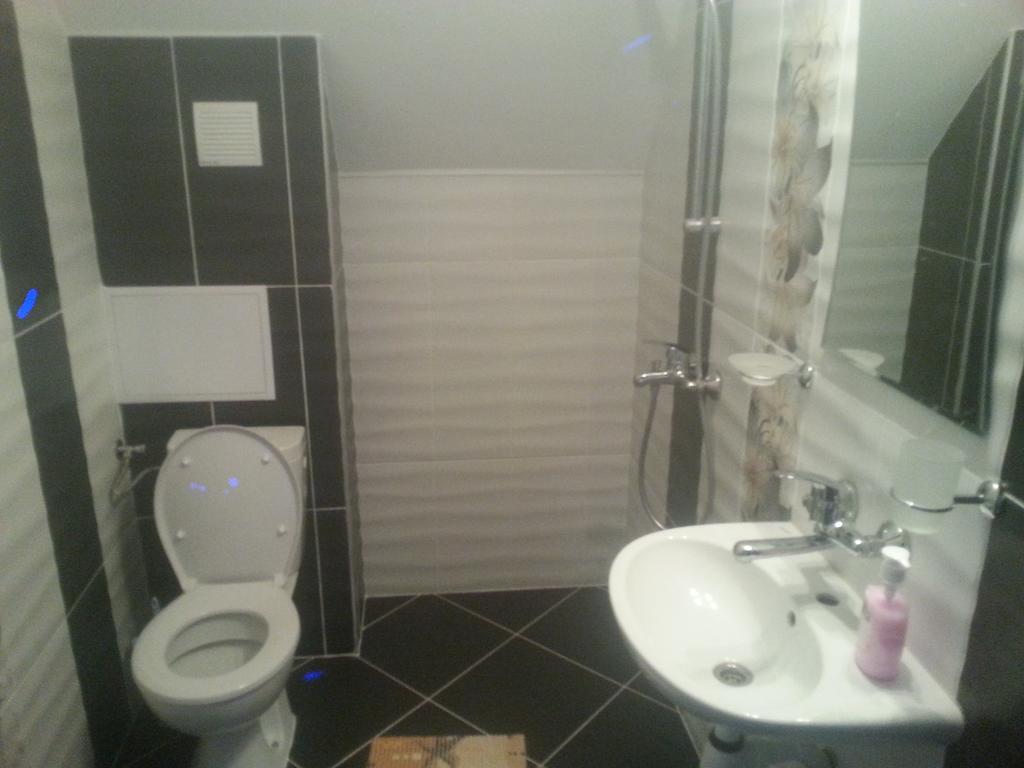 Anfid Apartments Burgas Extérieur photo