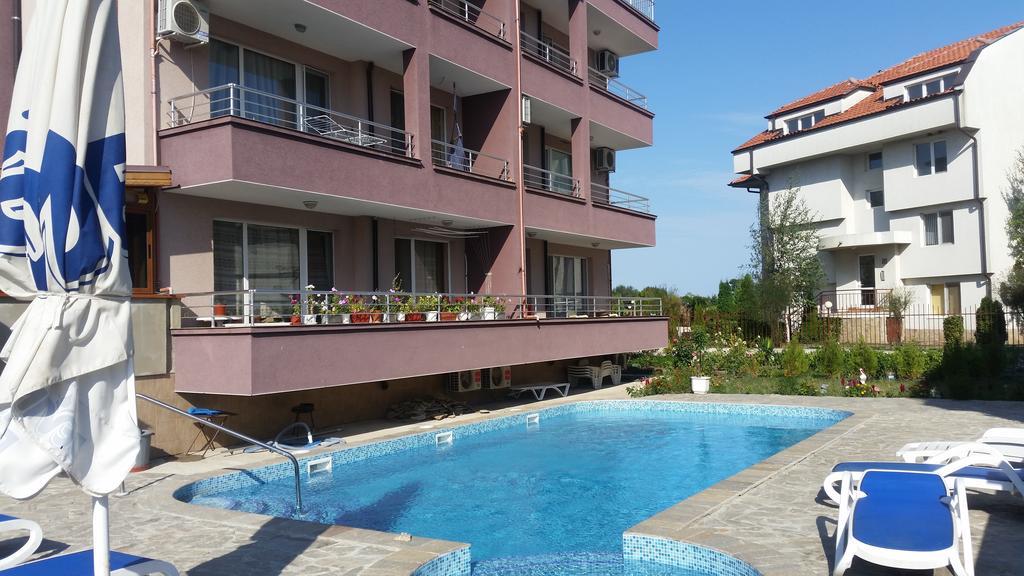 Anfid Apartments Burgas Extérieur photo