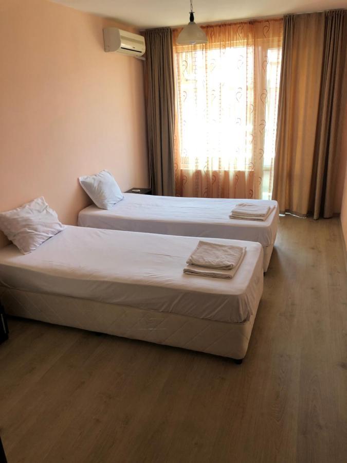 Anfid Apartments Burgas Extérieur photo
